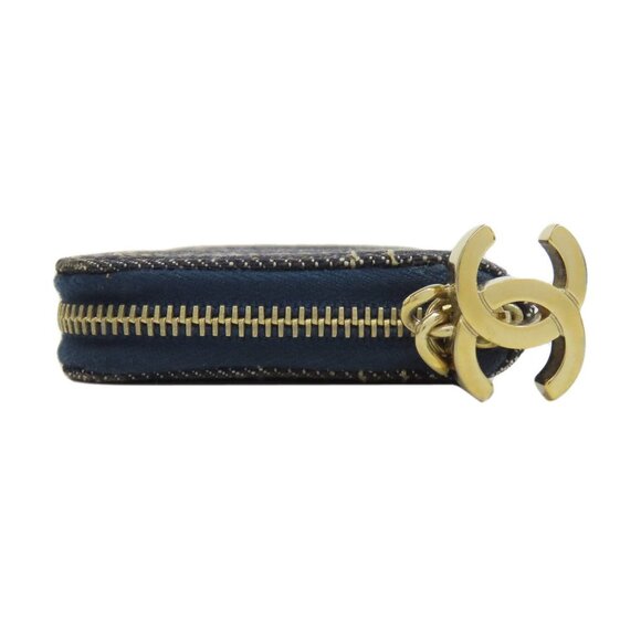 CHANEL Blue Logo Wallet - Picture 3 of 11